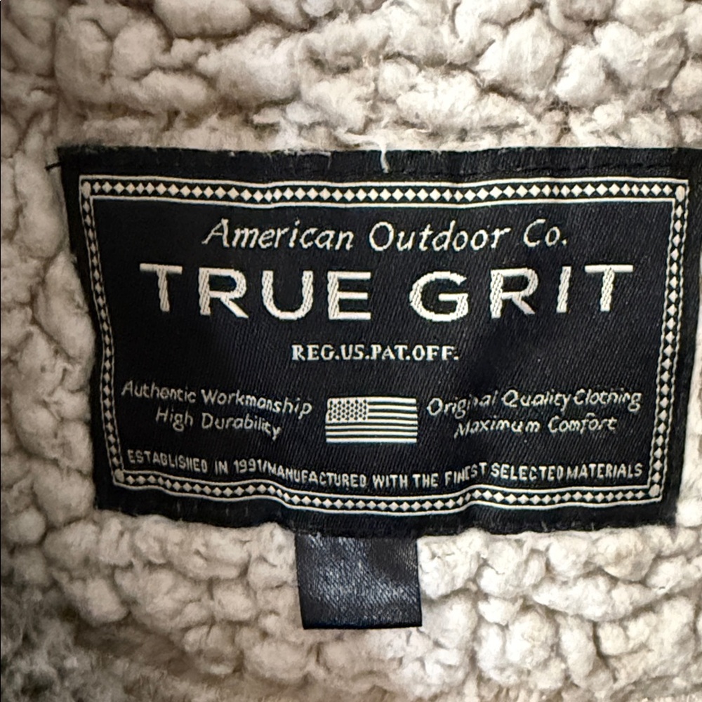 True Grit Cream Sherpa Jacket - Picture 2 of 8